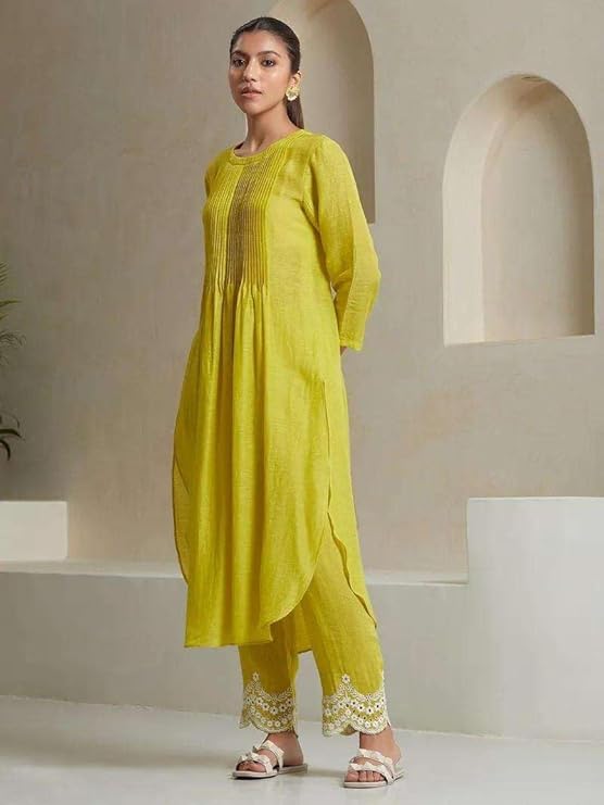 Women's Cotton Printed Line Flared Straight Kurti with Palazzo and Dupatta (Parrot Green)