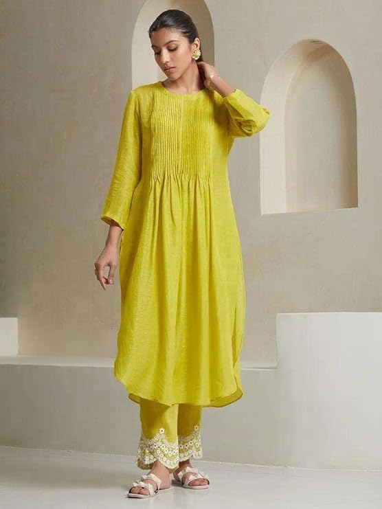 Women's Cotton Printed Line Flared Straight Kurti with Palazzo and Dupatta (Parrot Green)