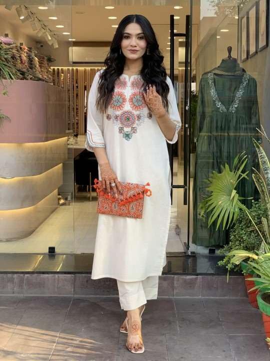 Women's Pure Cotton Embroidery Floral Printed Straight Coo-rd Set Kurti with Pant (White)