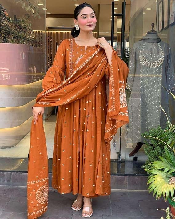 Women's Cotton Embroidered Anarkali Kurti With Malmal Dupatta Set